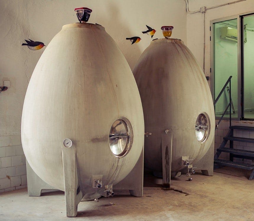 ONZE WIJN KOMT UIT EEN EI!