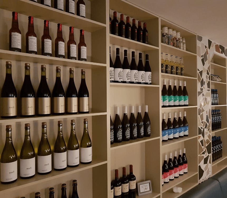 Trendy taverna in hartje Hoorn: Olijf